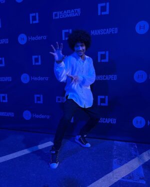 Alex Caceres Instagram - Had a really fun time with everyone at @karatecombat great show tonight , thank you for having me #karate #kungfu #ufc #martialartist