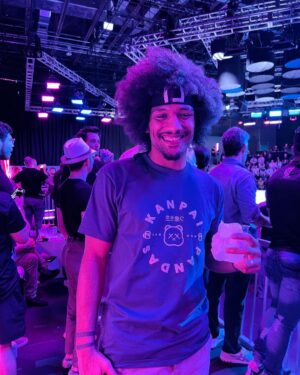 Alex Caceres Instagram - Had great time catching some fights at @karatecombat and got to see some friends and my coach form tuff #gsp don’t forget to checkout the link below.  http://Wearkp.com