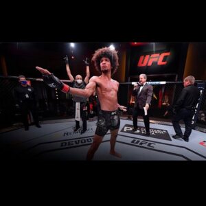 Alex Caceres Instagram - 👊🏽🚨New guest alert!🚨

MMA fighter & #15 in the UFC featherweight rankings @i_am_here_now_alex joins us!🔥

-
📥DM ur fan questions or 👇🏽comment below! 
-
#SexAndViolenceWithRebelGirl 🎙💋
#UFC #MMA #BruceLeeRoy #AlexCarceres