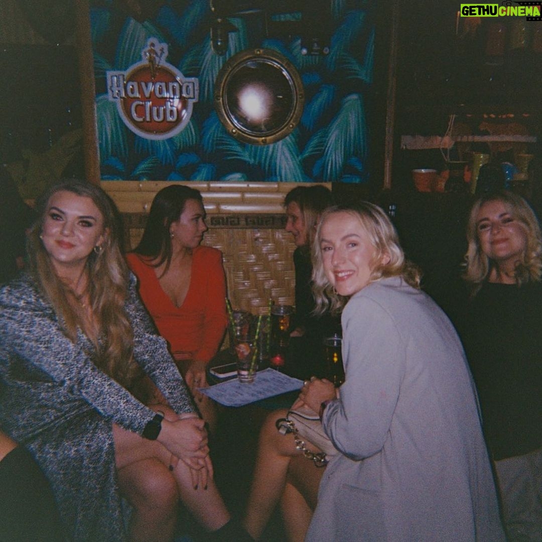 Alexa Davies Instagram - Beth’s Hen on Film (Best Bits Part 2)