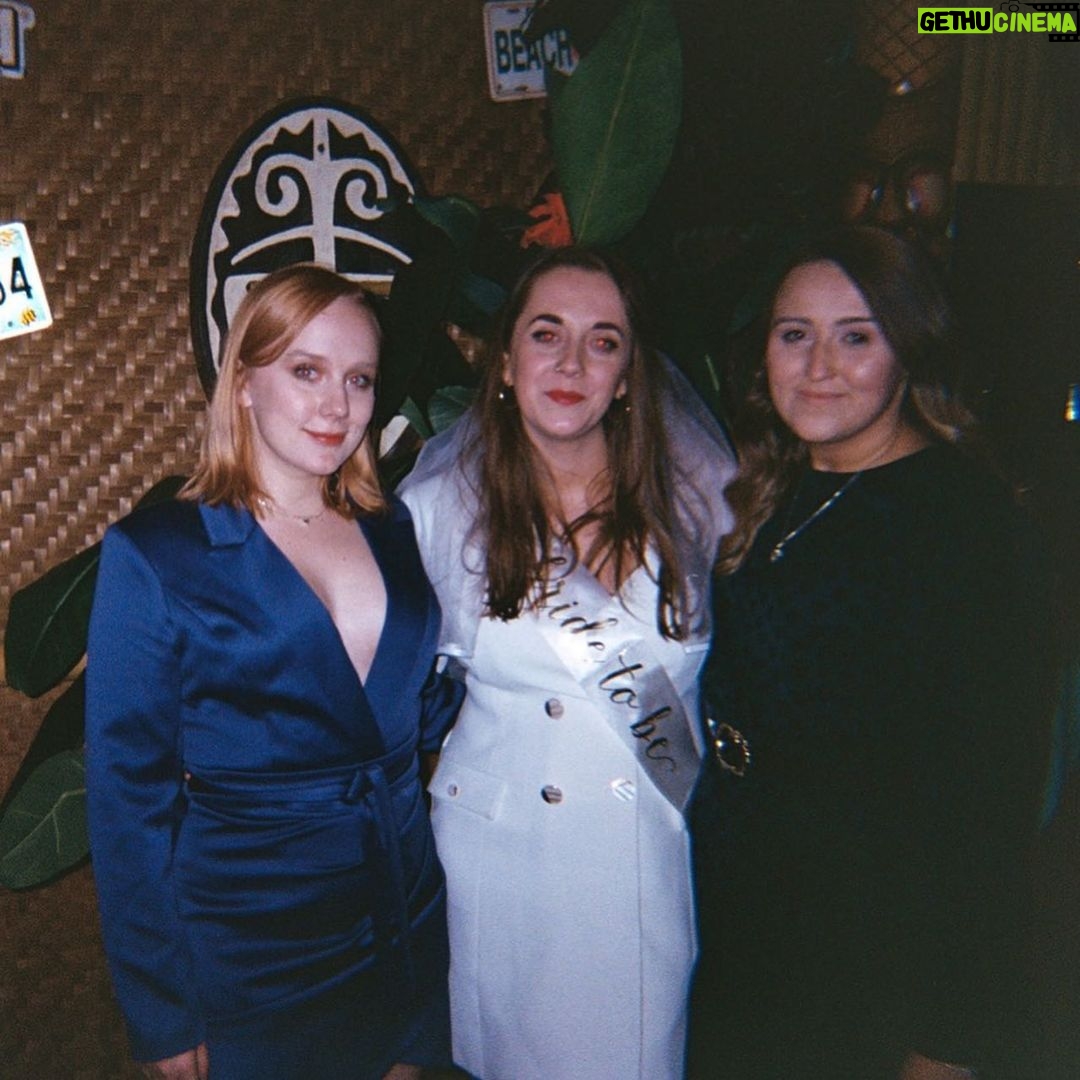 Alexa Davies Instagram - Beth’s Hen on Film (Best Bits Part 2)