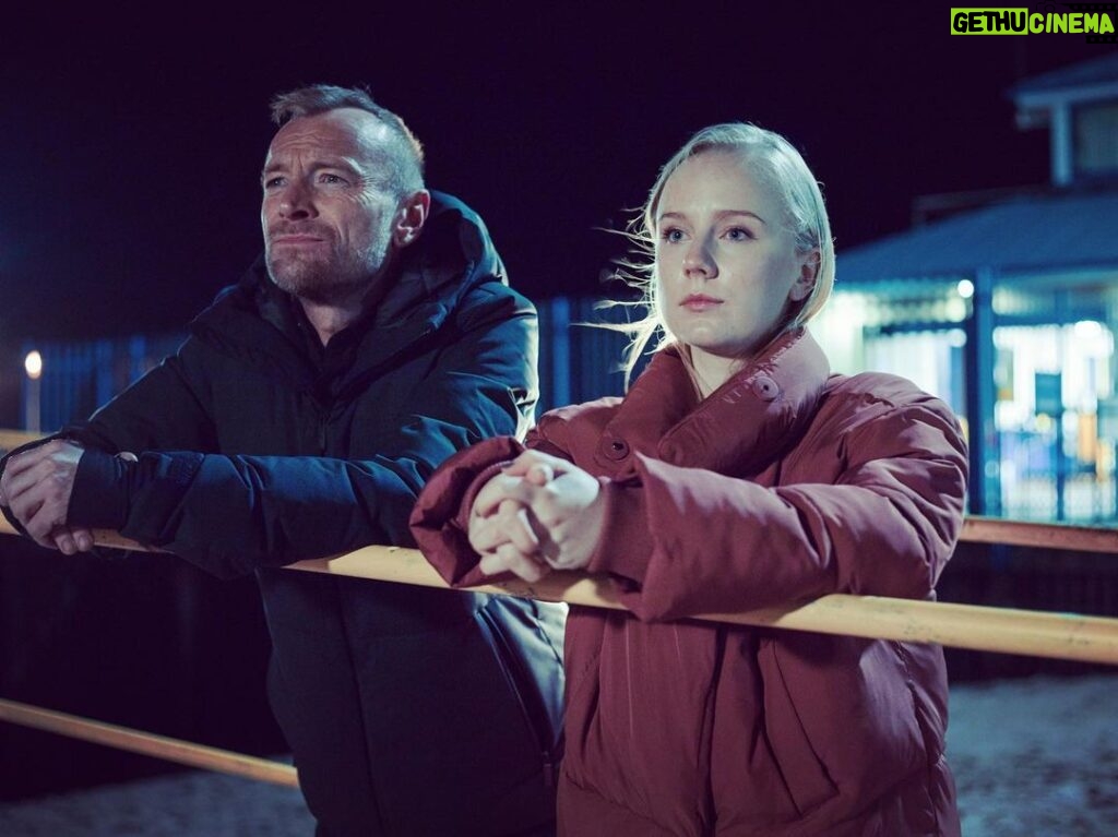 Alexa Davies Instagram - You’ve never seen a cuter set of pals in Crisis Contingency Planning before. Fraser Walkers new right hand gal, Audrey 🥰Cobra: Cyberwar starts October 15th on Sky and @nowtv
