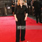 Alexa Davies Instagram - ✨The Last Duel UK Premiere ✨ you’re on another level @jodiemcomer 🙌🏻 Styled by @ellagaskellstylist Wearing @serenabutelondon @tillysveaas @alighieri_jewellery @jimmychoo Make up 👀 @ctilburymakeup 💋 @vievemuse 👩🏻‍🦰 @kevynaucoin Thank you so much @20thcenturyuk & @runraggeduk for having us 💕 Odeon Leicester Square