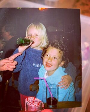 Alexa Davies Instagram - Pre covid. Last time I was in the pub.