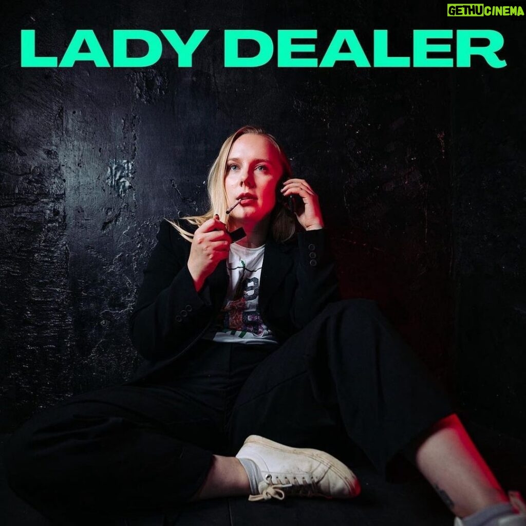 Alexa Davies Instagram - Lady Dealer! @marthawatsonallpress has written another brilliant play and I’m the lucky lady that gets to perform it. At the Roundabout @painesplough this August at 4pm 🙌🏻🎉