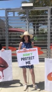 Alexa Nikolas Instagram - EAT PREDATORS hosts Slime Time Live @nickelodeon 💋 If you are a survivor of child sexual abuse you have until December in the state of California to get justice. Doesn’t matter what year it happened. If you feel the time is now for you then call 1-800-it’s-time for legal advice so you can begin that process. The choice has to be yours. And yours only. ❤️