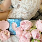 Alexandra Giroux Instagram - GIVEAWAY TERMINÉ! C’est l’heure de vous faire plaisir et grâce à @bellesaco et moi-même c’est maintenant possible Nous avons décidé d’envoyer des vibromasseurs gratuits ou des cartes-cadeaux pour la boutique à TOUS ceux qui participent à mon giveaway. 🎉 🔍Tout ce que vous avez à faire c’est: 1. Tagguez une amie; 2. Vous rendre sur le lien dans ma bio; 3. Déposez votre e-mail pour vous inscrire 4. Vérifiez votre boîte de réception pour voir votre cadeau ! Greater Montreal