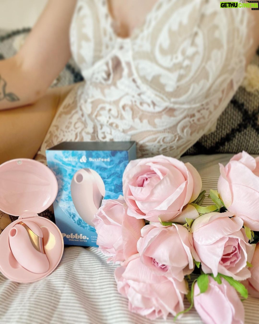 Alexandra Giroux - 2.5K Likes - GIVEAWAY TERMINÉ!
C’est l’heure de vous faire plaisir et grâce à @bellesaco et moi-même c’est maintenant possible
Nous avons décidé d’envoyer des vibromasseurs gratuits ou des cartes-cadeaux pour la boutique à TOUS ceux qui participent à mon giveaway. 🎉
🔍Tout ce que vous avez à faire c’est:
1. Tagguez une amie;
2. Vous rendre sur le lien dans ma bio;
3. Déposez votre e-mail pour vous inscrire
4. Vérifiez votre boîte de réception pour voir votre cadeau !