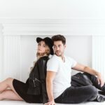 Alexandra Giroux Instagram - Super session de photographie avec cette belle équipe 👇❤️ Je suis vraiment reconnaissante d’avoir pu travailler avec elles ☺️ Je déteste vraiment prendre des photos et on doit vraiment me mettre à l’aise pour que je sois un tantinet photogénique, mais avec ces jeunes femmes là ce fut un jeu d’enfant, j’ai tout de suite été mise à l’aise 😍 Photographe : @audet_photographe Maquillage : @emy_artiste_ Coiffure : @valerie_styliste #picoftheday #photographie #couplegoals #wonderfulteam #beauty