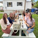 Alexandra Giroux Instagram - Ma gang de la patrouille environnementale que j’adore 🥹❤️ Petit dîner végane 🌱 au restaurant @le.maskwa ! Le Maskwa