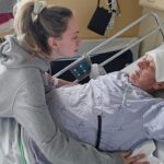 Alexandra Giroux Instagram - Papi… je t’aime inconditionnellement🕊️ j’ai pu être dans tes bras jusqu’à la dernière seconde 🤍 Tu es le premier homme de ma vie 🥺 Veille sur nous de là-haut 💔