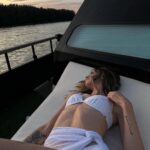 Alexandra Giroux Instagram - HOT GIRL SUMMER 😂 Those who know, know 💃🏼🦋 @jagcharters @hauteinfluence_