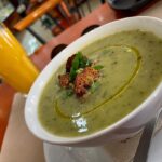 Alexandre da Silva Instagram – Locais improváveis e a repetir ! Boa comida e atitude, vale muito a pena #vegan Café Palhinhas – Take Away Vegetáriano