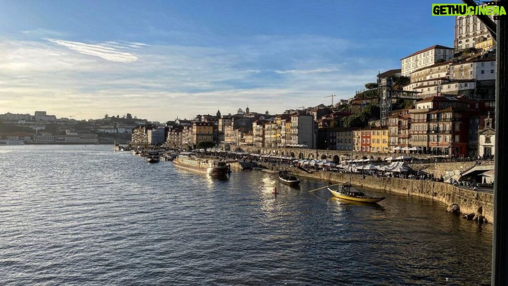 Alexandre da Silva Instagram - Beleza, natureza, arquitetura e movimento. #360perspetivas Porto, Portugal