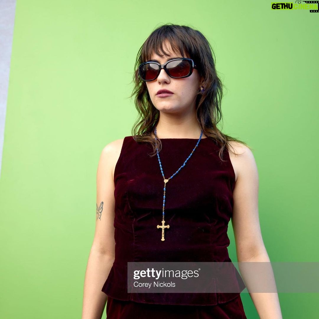 Alexia Ioannides - 2.5K Likes - outfest🫶 @hownottobeajunkie