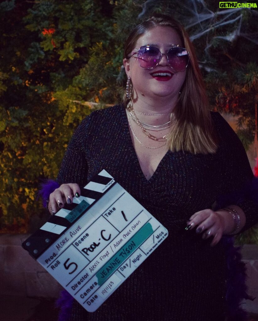 Alexis Floyd Instagram - More Alive BTS p2 🎶🎥🧟‍♀️ watch the #musicvideo // join our fundraiser for the Entertainment Communtiy Fund over on YouTube 💚 #morealive #lifeinthearts #unionstrong 📸: @dicerose_film and @you_are_my_canvas