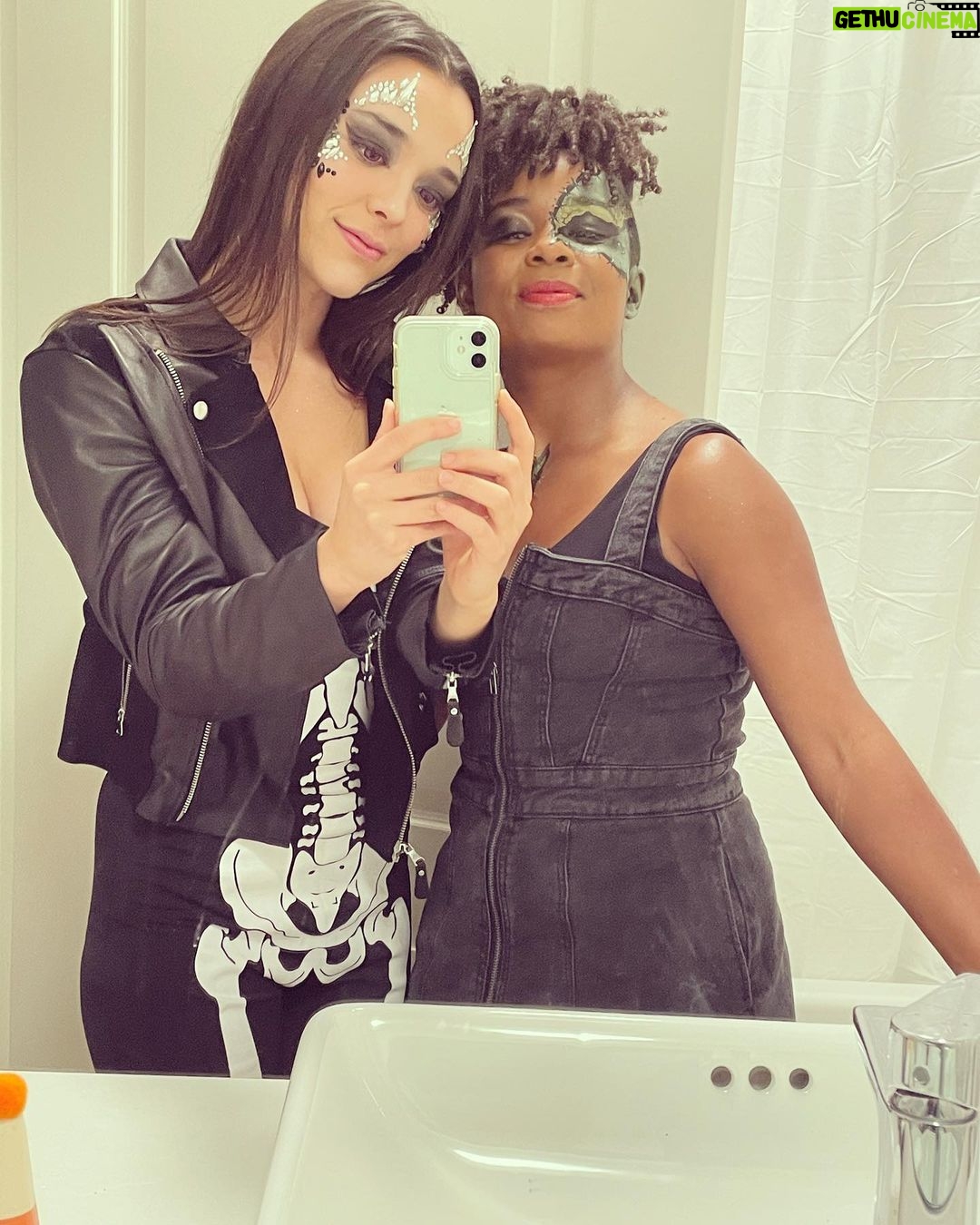 Alexis Floyd Instagram - last night @ More Alive πΆπ₯π§ββοΈ head over to YouTube to watch the full #musicvideo // contribute to our fundraiser for the Entertainment Community Fundπ #morealive #lifeinthearts #unionstrong hyperion.la