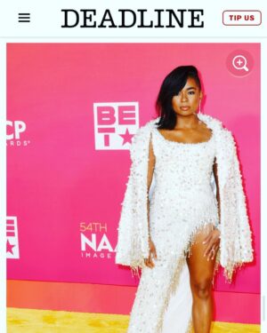 Alexis Floyd Instagram - 🌕 @naacpimageawards 

styled by @jenniferudechukwu 
hair: @iamdavontae 
makeup: @shannonpezzetta 
gown: @albinadyla 
shoes: @jessicarichofficial 
jewelry: @gismondi1754 
clutch: @cultgaia 
tailoring: @jessa.jacara 
asst: @tamalaclarice 
photography: @bokocecile
