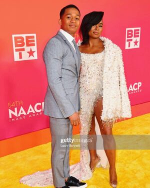 Alexis Floyd Instagram - 🌕 @naacpimageawards 

styled by @jenniferudechukwu 
hair: @iamdavontae 
makeup: @shannonpezzetta 
gown: @albinadyla 
shoes: @jessicarichofficial 
jewelry: @gismondi1754 
clutch: @cultgaia 
tailoring: @jessa.jacara 
asst: @tamalaclarice 
photography: @bokocecile