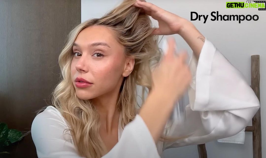 Alexis Ren Instagram - My @voguebeauty secrets is out now ❤️🥲 a special thank you to @gabriellereich for being the coolest ever & creating such good energy 🫶🏽 and thank you to the rest of the team!! @msuyeda @josherzog