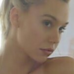 Alexis Ren Instagram - Don’t think about it too much