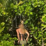 Alexis Ren Instagram - 🏝☀️✨👼🏼🕊