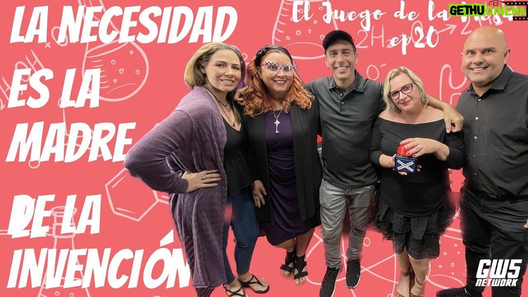 Alfonsina Molinari Instagram - Viernes 12:00 pm Premier…. 🎙️ El juego de la mesa - Ep.20: La necesidad es la madre de la invención. ¡Gabriel Laborde anda de Mochi-Sports con motivo de la Serie del Caribe! ¡Arriba Puerto Rico! Jorge analiza el factor económico del nuevo prototipo de la motora voladora y Sylvia quiere montarse en la nueva motora voladora... pero Sylvia, ¡si es en carro y vas volando! Nos visita el Lic. Jaime Farrant y nos explica las circunstancias que se viven en El Salvador. Wanda nos comenta de la realidad que viven las personas de la tercera edad ante la crisis económica; y Alfonsina nos explica las maravillas que se tejen en el teatro de la Isla, donde la necesidad… es la madre de la invención. ¡Arriba el telón! ¿Se atreven a jugar? Entre risas y diálogos amenos, ¡este juego ya comenzó! Suscríbete a través de GW Cinco Network en YouTube Suscribete en cualquier plataforma de Podcasts. Síguenos en Instagram, Facebook y Twitter. Déjanos saber lo que quieras a través de Whatsapp: 787-600-5802. Grabado desde GW-Cinco Studio como parte de GW5 Network #tunuevatelevisión. Puedes ver toda la programación en www.gwcinco.com @gw_cinco @produccionesgirasol @lamolinari @jacpr @sylviasyvel @wsanmiguelpr @de_ma_dre @farrant_llc