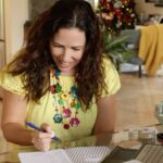 Alfonsina Molinari Instagram - ¡Hacer las compras navideñas con tu tarjeta MasterCard de la Cooperativa tiene su recompensa! Recibe descuentos, acumula puntos y hasta podrías ganar premios en efectivo de hasta $10,000. #MiTarjetaCoop #MasterCard #TiempoDeRegalar