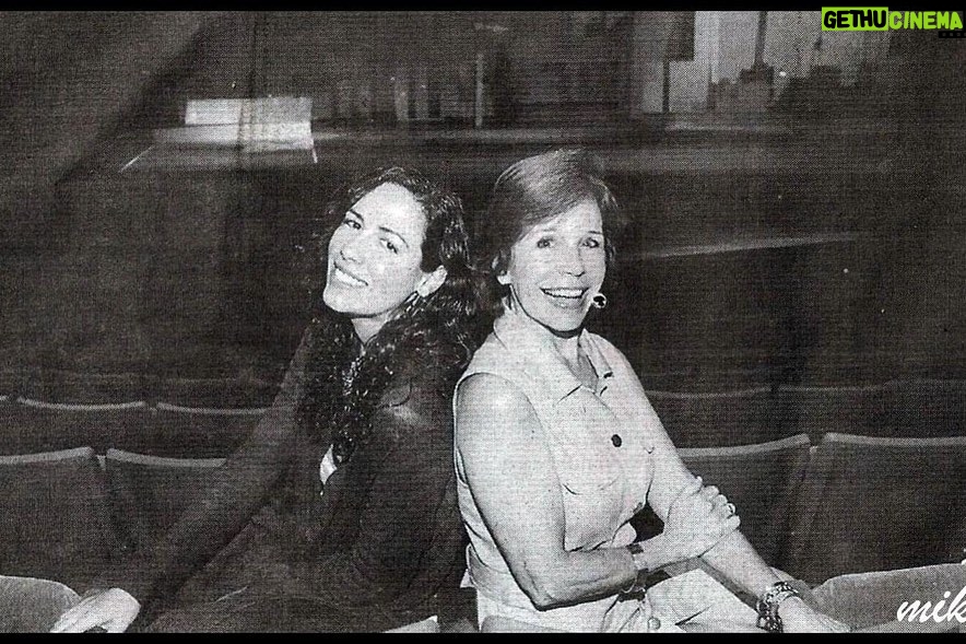 Alfonsina Molinari - 401 Likes - Photo dump.
@johannarosalyoficial y yo hemos trabajado muchas veces juntas. Y que sean muchas más.🙂