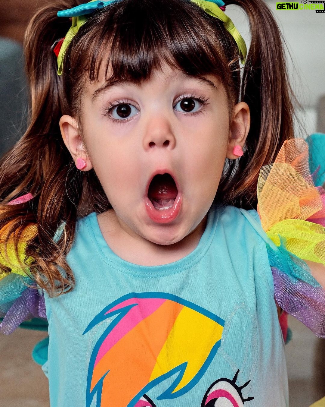 Alfonsina Molinari - 1.6K Likes - #tbt dedicado a las caras de #OliviaGabriela
Octubre 2019 - 3 años
😍
📷 @jacpr