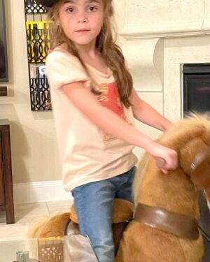 Alfonsina Molinari Instagram - Les debía fotitos de la segunda parte de nuestras vacaciones en noviembre: acción de gracias con la familia Castro-Padovani en Houston. Aprovechamos para visitar zoológico, acuario, varios parques y celebrar cumpleaños. 😊