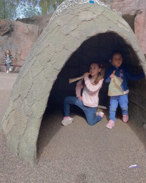 Alfonsina Molinari Instagram - Les debía fotitos de la segunda parte de nuestras vacaciones en noviembre: acción de gracias con la familia Castro-Padovani en Houston. Aprovechamos para visitar zoológico, acuario, varios parques y celebrar cumpleaños. 😊