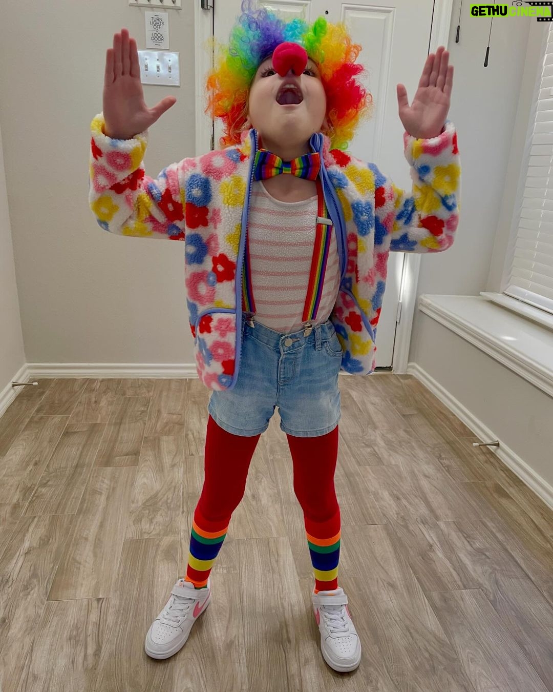 Alfonsina Molinari - 336 Likes - Les debía fotitos de la segunda parte de nuestras vacaciones en noviembre: acción de gracias con la familia Castro-Padovani en Houston. Aprovechamos para visitar zoológico, acuario, varios parques y celebrar cumpleaños. 😊