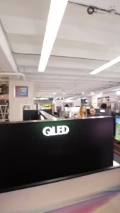 Alfonsina Molinari Instagram - Estuvimos en Berrios y salimos convencidos… Berrios tiene la mejor variedad en enseres, electrónica, muebles y mucho más. @berriostedamas #berriostedamas