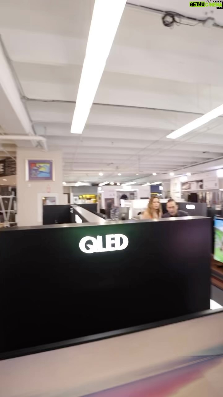 Alfonsina Molinari - 1.2K Likes - Estuvimos en Berrios y salimos convencidos…
Berrios tiene la mejor variedad en enseres, electrónica, muebles y mucho más.
@berriostedamas #berriostedamas