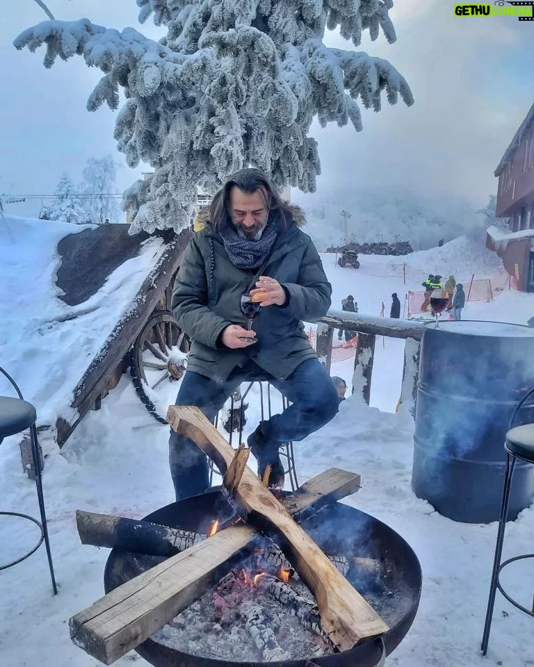 Ali Başar - 268 Likes - #kartepe #biz #keyif #türkiyem🇹🇷 #oyuncu