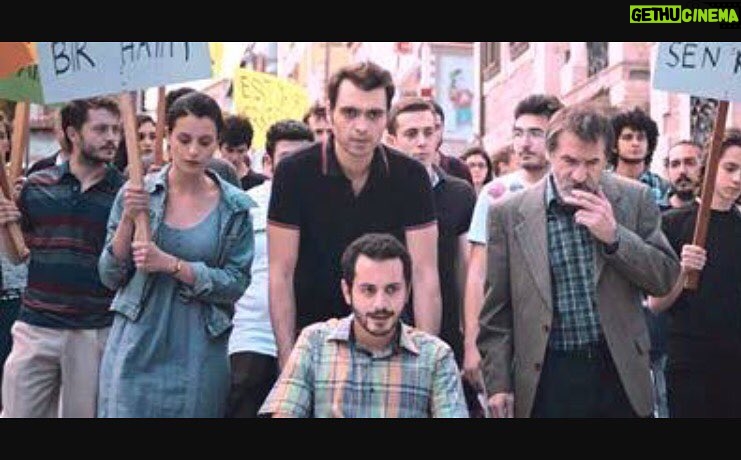 Ali Barkın - 1.5K Likes - Bir tavsiye: @91.1_film , @blutv seçkisinde...