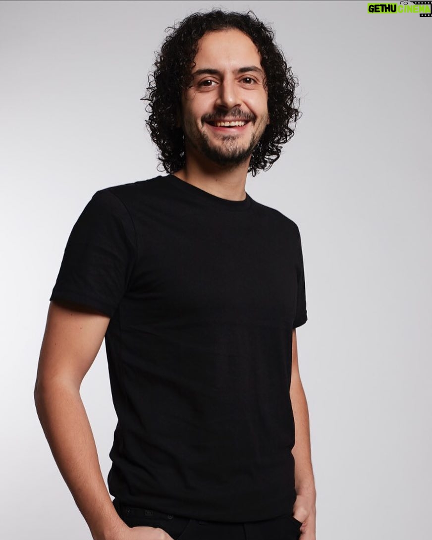 Ali Barkın - 1.7K Likes - 📷 @emelbayramworks #photosession #headshot @duygubasaraajans