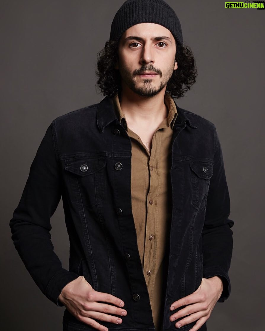 Ali Barkın - 2K Likes - @emelbayramworks ile fotoğraf çekiminden.. 🍀 @duygubasaraajans #photosession #headshot