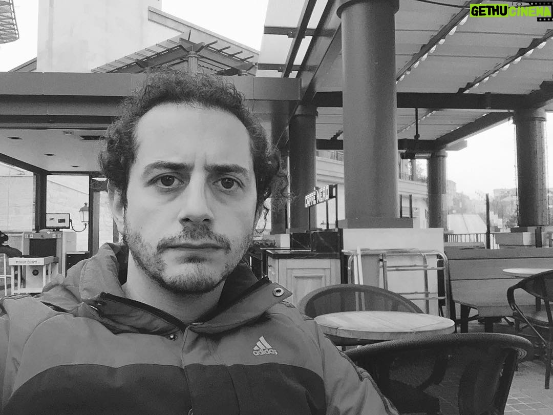 Ali Barkın - 1.9K Likes - Hava bozdu diyo annem...