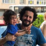Ali Barkın Instagram - Ağlıyoruz gülünecek halimize.. #Sohrab
