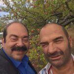 Ali Düşenkalkar Instagram - Hatırat günü. Elma bahçesi. @erdalcindoruk ‘la. Yani Muammerle Hüseyin. Eskişehir Sivrihisar