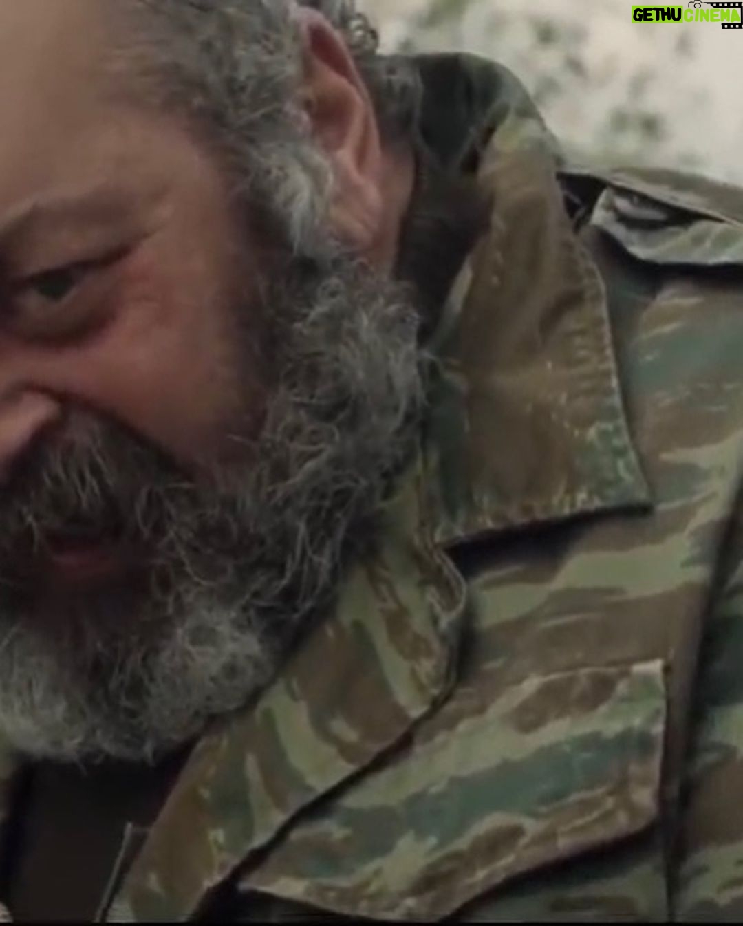 Ali Düşenkalkar Instagram - AV. (THE HUNT) The South London Film Festival ‘ de Uluslararası En iyi Film kategorisinde En iyi film seçildi. Emek ve destek verenlere selam olsun. @sholehzahraei #kamilsaldun