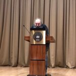 Ali Düşenkalkar Instagram - Onbir yıldır sürdürmüş olduğum Bahçeşehir Üniversitesi Yüksek Lisans İleri Oyunculuk Bölümü Koordinatörlüğü ve Eğitmenliği görevimden ayrılmış bulunmaktayım. Bu serüvende yanımda olup, hem bana yol arkadaşlığı etmiş hem de yolumu aydınlatmış olan değerli arkadaşlarıma, destekleriyle takım arkadaşlarıma ve bana güç vermiş akademisyen amirlerimize ve üniversite çalışanlarına gönülden teşekkür ederim. @bahcesehiruniversity‘de geçen yıllarım boyunca eğitimlerine katkıda bulunduğumu umduğum yaklaşık 800 öğrencime de çok teşekkür ediyorum; size rehberlik ederken, ben de sizden öğrendim. Bu serüveni paylaştığım sevgili dostlarım ve öğrencilerim anılarımızı hürmetle saklayacağım…Hepimizin yolu açık olsun! @burak_kuntay @ali_atif_bir @halukgurgen1 #zurabsiharuludze #cihanyontem @aydaaksel @devrimyakut @nazan_kesal #vahideperçin @guroltonbul @uluc.esen @aysegul_unsal @enginalkan @celikkbukett @yaseminerkan @bau_ilerioyunculuk_ylp @baulisansustu @bahcesehiruniversity Bahçeşehir Üniversitesi Fazıl Say Salonu