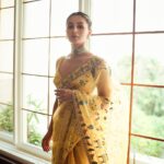 Alia Bhatt Instagram – Yellow there 👋🌼☀️