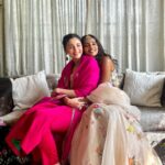 Alia Bhatt Instagram - दुल्हन के यार और ढेर सारा प्यार 💕🫶🏻