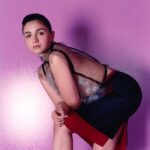 Alia Bhatt Instagram - 🪞🤍 @theglassmagazine Photographer: @leabwinkler Stylist: @anatolli Make Up: @misha212 Hair: @davidvoncannon Nails: @huestipsbymarie Set design: @wayoutstudioco @ecmagidson @henrique_cirilo @11thhouseagency Production: @fox.and.leopard Executive producer: @sweetbabyjudkins Producer: @spindycrawford On set producer: @ilonski All clothing: @gucci