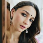 Alia Bhatt Instagram - Rocky Aur Rani kii Kolkata kii kahaani ♥️ See you in 3 days!! #RockyAurRaniKiiPremKahaani in cinemas this Friday