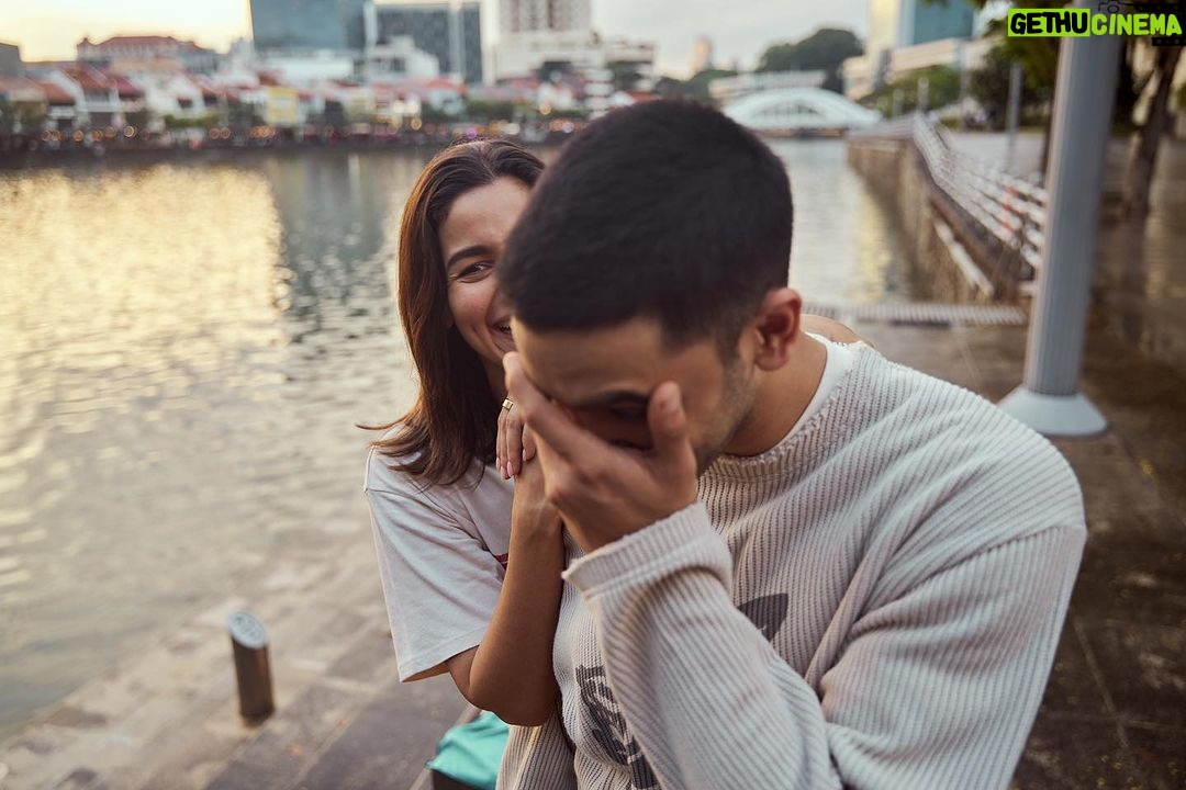 Alia Bhatt Instagram - jigra oh… abki teri baari ho🎵 @vedangraina & that’s a film wrap on #JIGRA 👊 @vasanbala @swapsagram See you soon... 27th September 2024 at a cinema near you ♥️ @karanjohar @apoorva1972 @somenmishra @irengbamdebashish @marijkedesouza @shaheenb @grish1234 @dharmamovies @eternalsunshineproduction