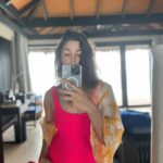 Alia Bhatt Instagram – Many moods & a million mirror selfies 💫